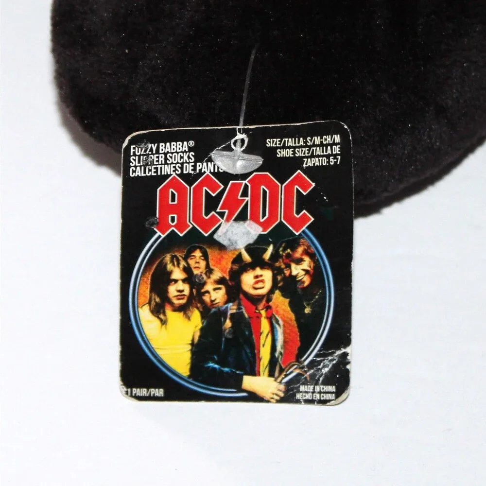 AC/DC Women's Fuzzy Babba Slipper Socks with grippers S small size 5 - 7
